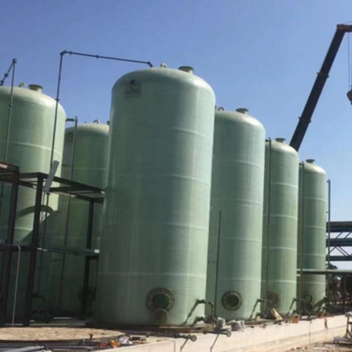 玻璃鋼儲(chǔ)罐、非標(biāo)設(shè)備 